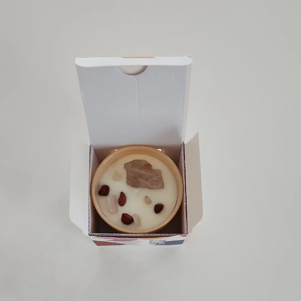 Crystal Infused Coconut Soy Wax Scented Glass Candle Housewarming Gift for Women - Picture 5 of 8